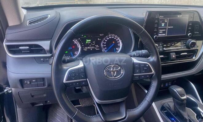 Toyota Highlander 2022, 29,500 km - 2.5 l - Bakı