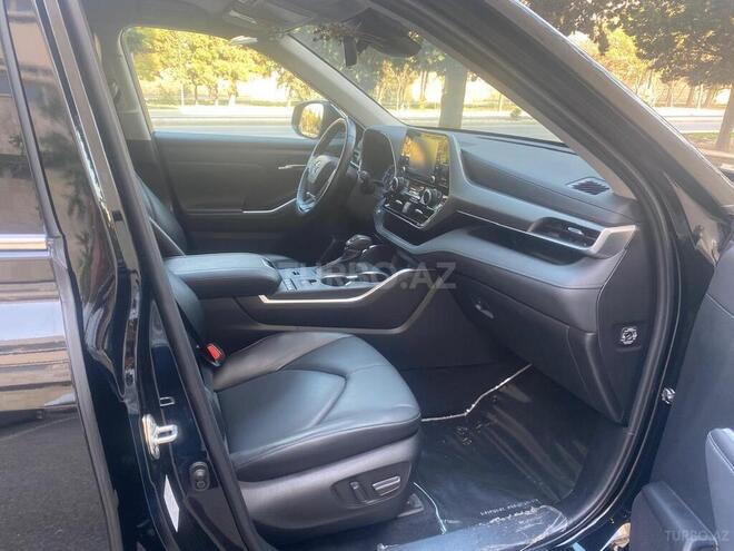 Toyota Highlander 2022, 29,500 km - 2.5 l - Bakı