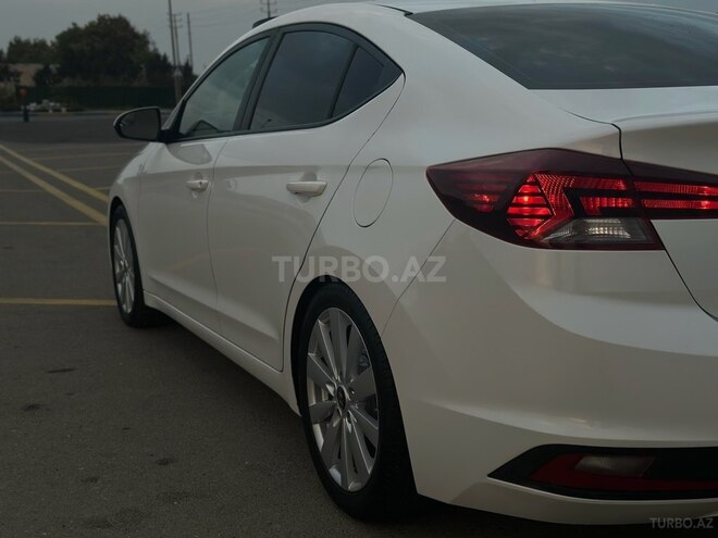 Hyundai Elantra 2019, 112,225 km - 2.0 l - Bakı