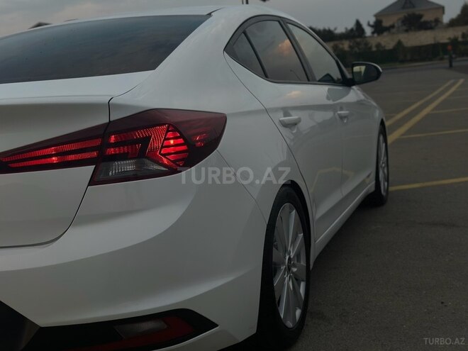 Hyundai Elantra 2019, 112,225 km - 2.0 l - Bakı