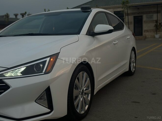 Hyundai Elantra 2019, 112,225 km - 2.0 l - Bakı