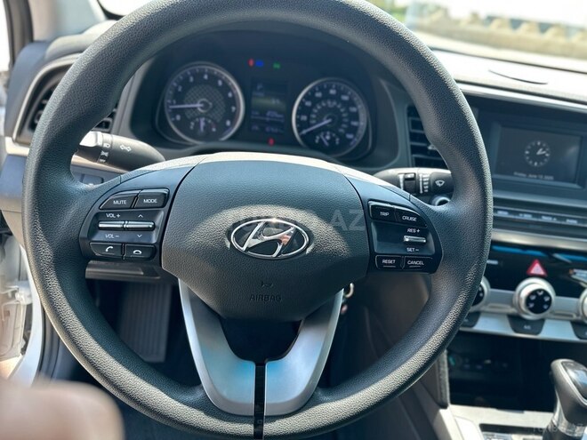 Hyundai Elantra 2019, 112,225 km - 2.0 l - Bakı