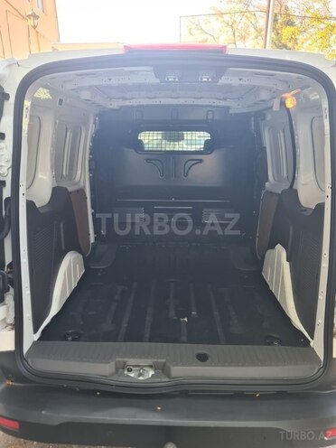 Ford Transit Connect-6