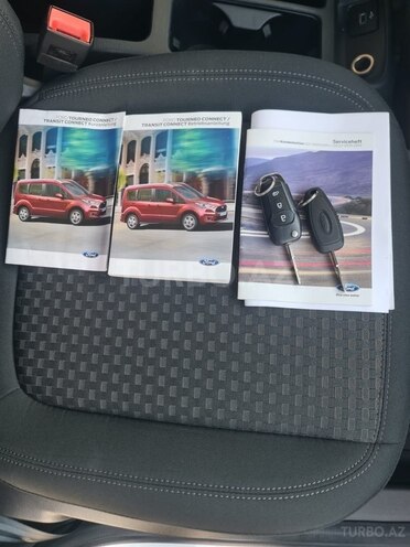 Ford Transit Connect-21