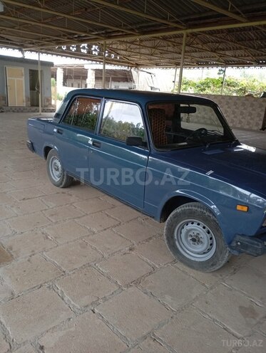 LADA (VAZ) 2107 2006, 74,775 km - 1.6 l - Salyan