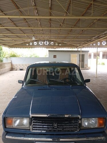 LADA (VAZ) 2107 2006, 74,775 km - 1.6 l - Salyan