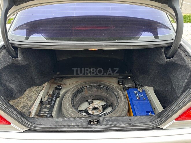 Mercedes C 180 2000, 386,000 km - 1.8 l - Saatlı