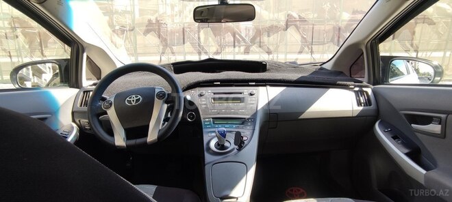 Toyota Prius 2011, 239,864 km - 1.8 l - Bakı