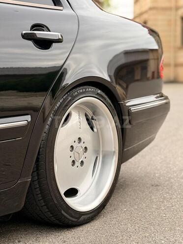 Mercedes E 320 2000, 423,577 km - 3.2 l - İmişli