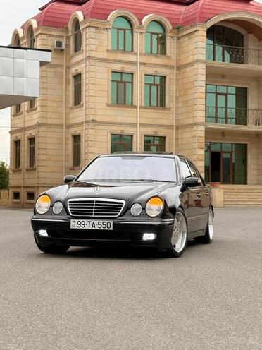 Mercedes E 320 2000, 423,577 km - 3.2 l - İmişli