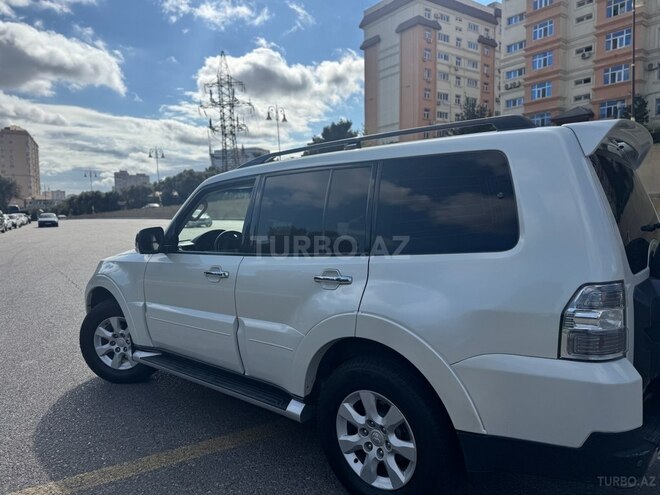 Mitsubishi Pajero 2008, 263,000 km - 3.0 l - Bakı