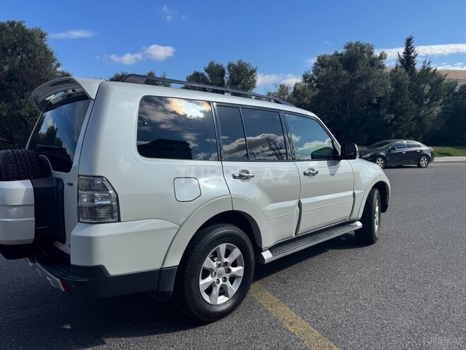 Mitsubishi Pajero 2008, 263,000 km - 3.0 l - Bakı