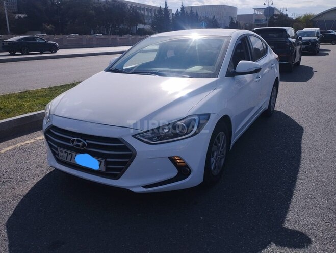 Hyundai Avante 2017, 200,012 km - 1.6 л - Bakı