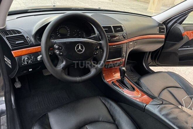 Mercedes E 220 2008, 280,700 km - 2.2 l - Sumqayıt