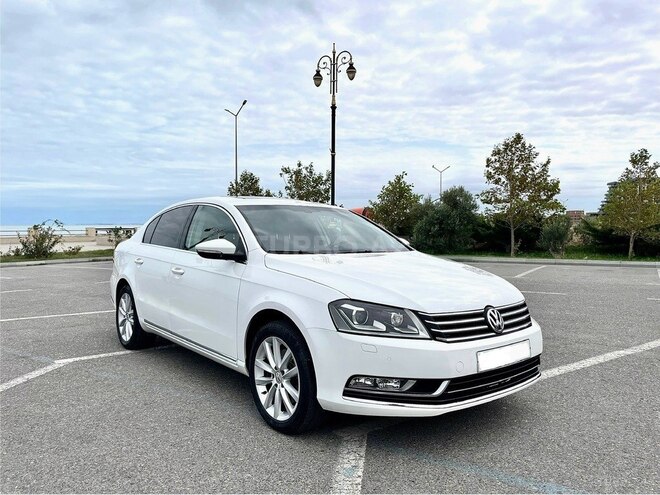 Volkswagen Passat 2013, 180,000 km - 1.8 l - Sumqayıt