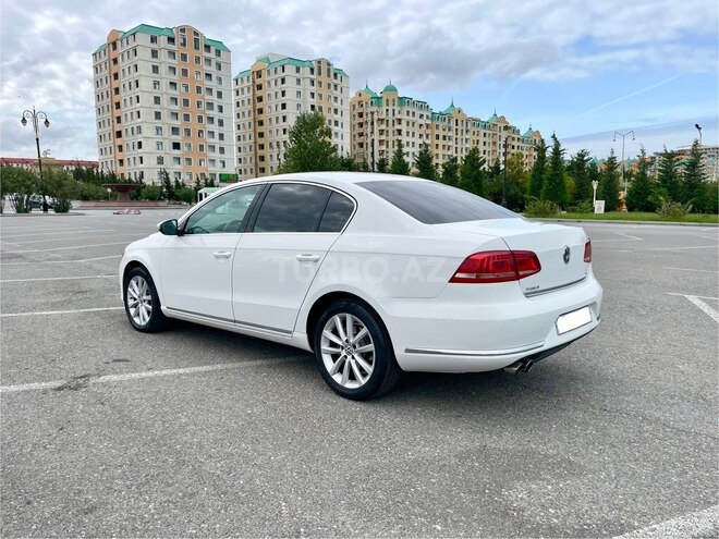 Volkswagen Passat 2013, 180,000 km - 1.8 l - Sumqayıt