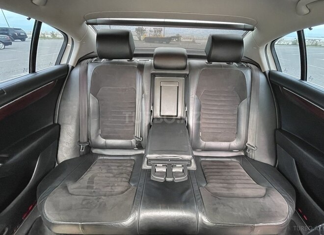 Volkswagen Passat 2013, 180,000 km - 1.8 l - Sumqayıt