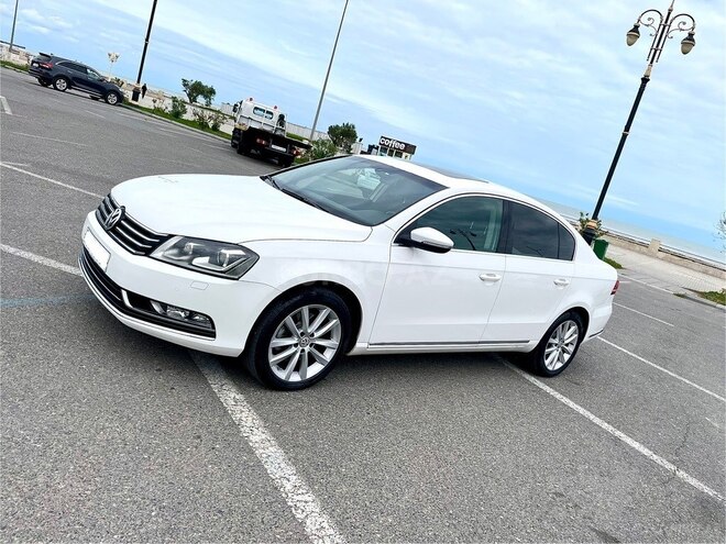 Volkswagen Passat 2013, 180,000 km - 1.8 l - Sumqayıt
