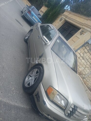 Mercedes C 200 1996, 413,000 km - 2.0 л - Bakı