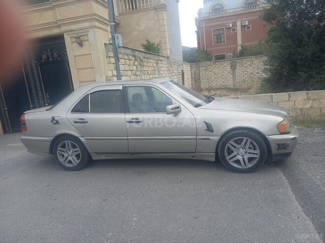 Mercedes C 200 1996, 413,000 km - 2.0 л - Bakı