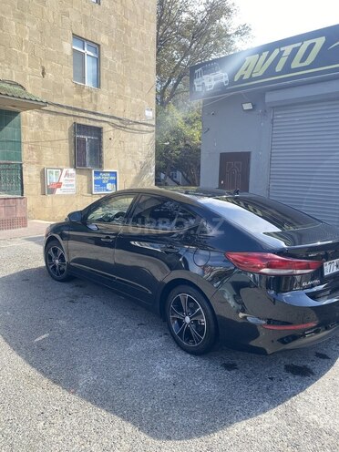 Hyundai Elantra 2018, 76,000 km - 2.0 л - Bakı