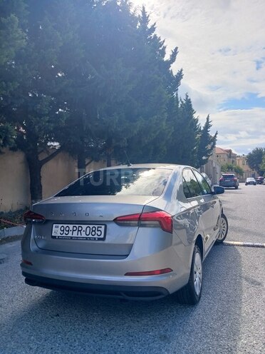 Skoda Rapid 2021, 86,000 km - 1.6 l - Bakı