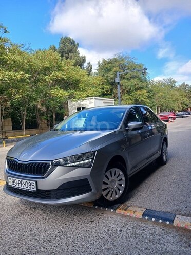 Skoda Rapid 2021, 86,000 km - 1.6 l - Bakı