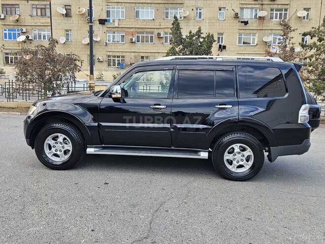 Mitsubishi Pajero 2008, 216,123 km - 3.0 л - Bakı