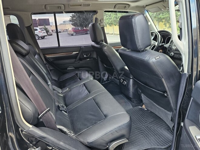 Mitsubishi Pajero 2008, 216,123 km - 3.0 л - Bakı