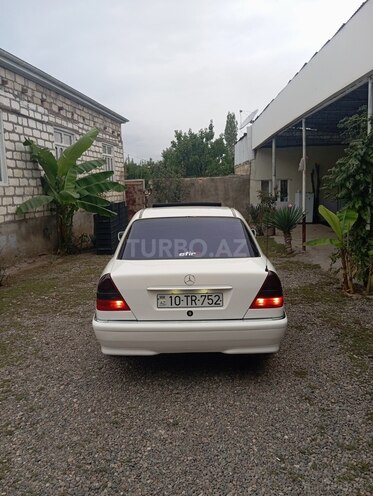 Mercedes C 220 1994, 630,000 km - 2.2 l - Tovuz
