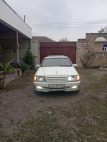 Mercedes C 220 1994, 630,000 km - 2.2 l - Tovuz