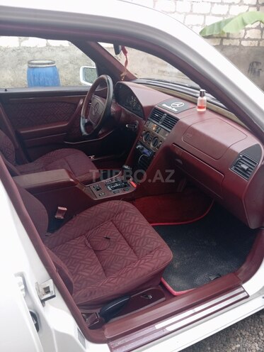 Mercedes C 220 1994, 630,000 km - 2.2 l - Tovuz