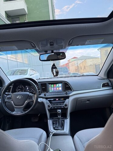Hyundai Elantra 2018, 297,729 km - 2.0 l - Bakı