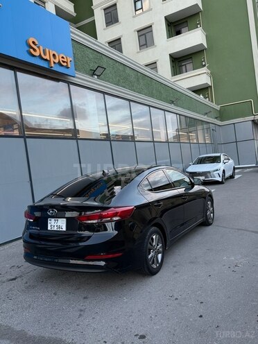 Hyundai Elantra 2018, 297,729 km - 2.0 l - Bakı