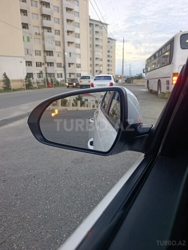 Hyundai Elantra 2018, 298,855 km - 2.0 л - Bakı