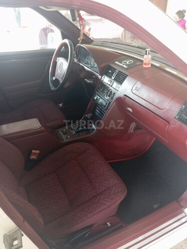 Mercedes C 220 1994, 630,000 km - 2.2 l - Tovuz