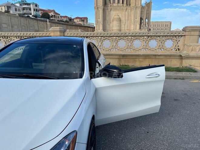 Mercedes CLA 250-8