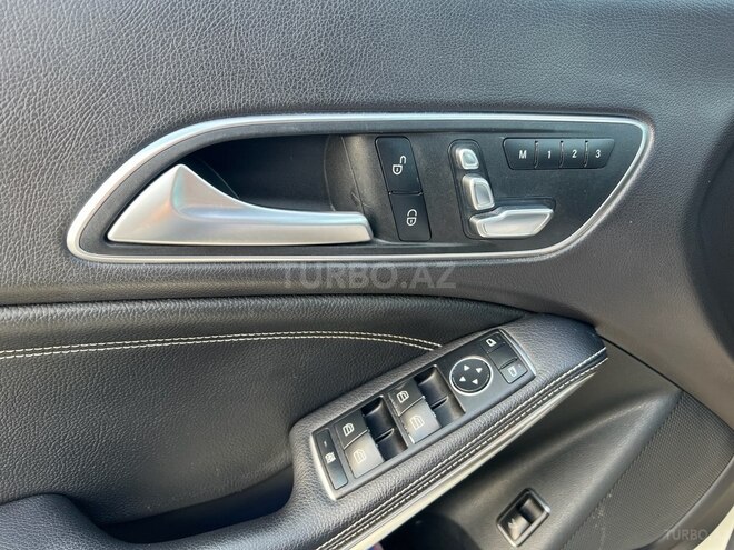Mercedes CLA 250-9
