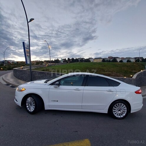 Ford Fusion (North America) 2015, 160,000 km - 2.0 л - Bakı