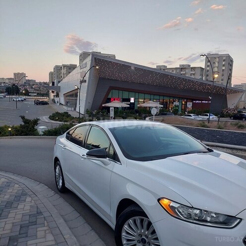 Ford Fusion (North America) 2015, 160,000 km - 2.0 л - Bakı