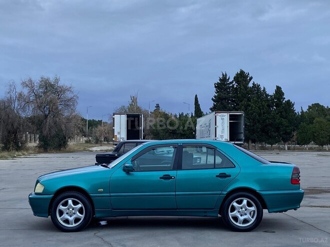Mercedes C 180 1999, 495,000 km - 1.8 l - Xırdalan