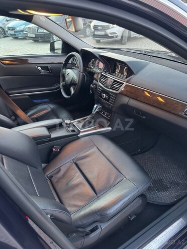 Mercedes E 200 2011, 330,000 km - 2.1 l - Bakı
