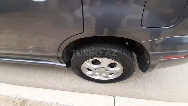Mitsubishi Outlander 2005, 208,120 km - 2.4 l - Naftalan