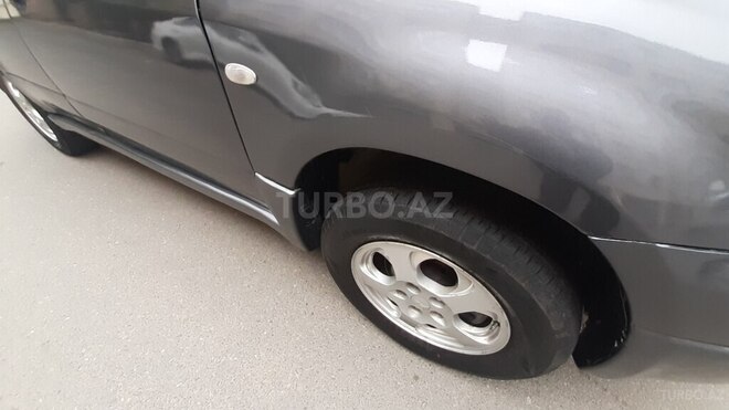 Mitsubishi Outlander 2005, 208,120 km - 2.4 l - Naftalan