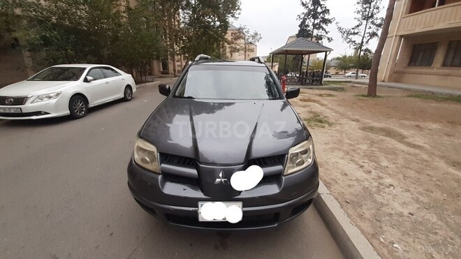 Mitsubishi Outlander 2005, 208,120 km - 2.4 l - Naftalan