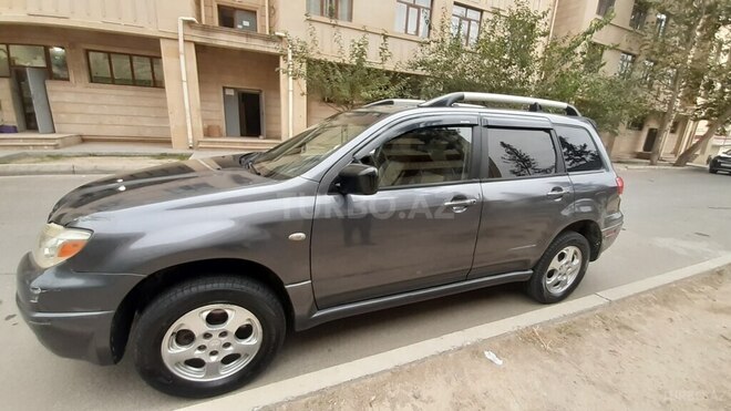 Mitsubishi Outlander 2005, 208,120 km - 2.4 l - Naftalan