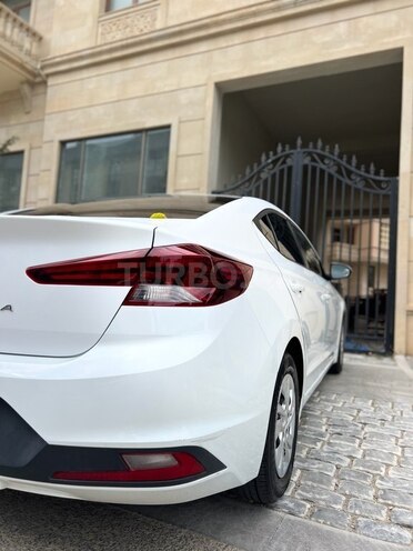Hyundai Elantra 2020, 80,500 km - 2.0 l - Bakı