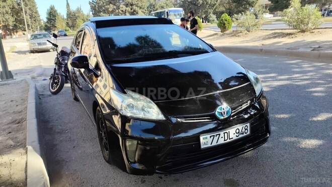 Toyota Prius 2013, 394,289 km - 1.8 l - Sumqayıt