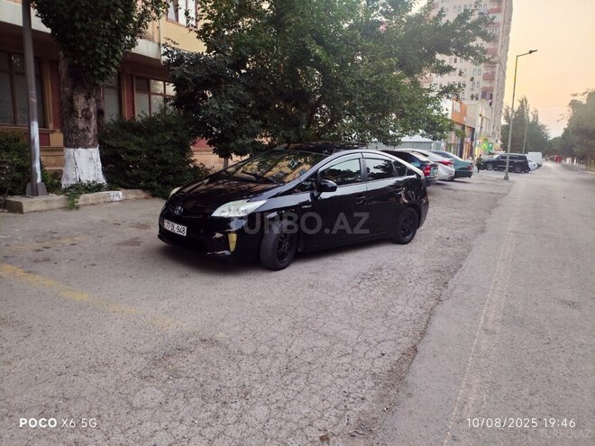 Toyota Prius 2013, 394,289 km - 1.8 l - Sumqayıt
