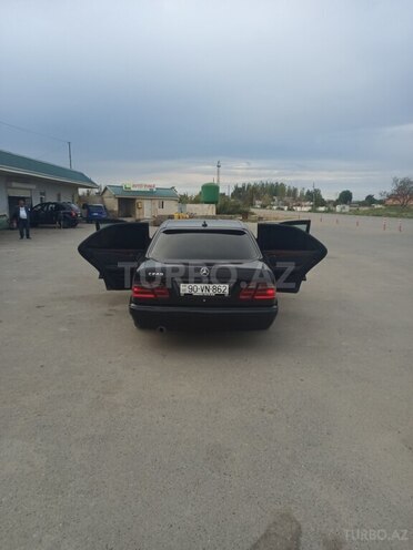 Mercedes E 200 1998, 500,000 km - 2.0 l - Salyan